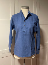 Load image into Gallery viewer, Blue Linen Busserull