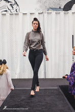 Load image into Gallery viewer, Tobacco - linen shirt