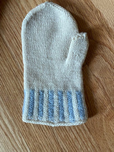 Load image into Gallery viewer, Vintage baby mittens
